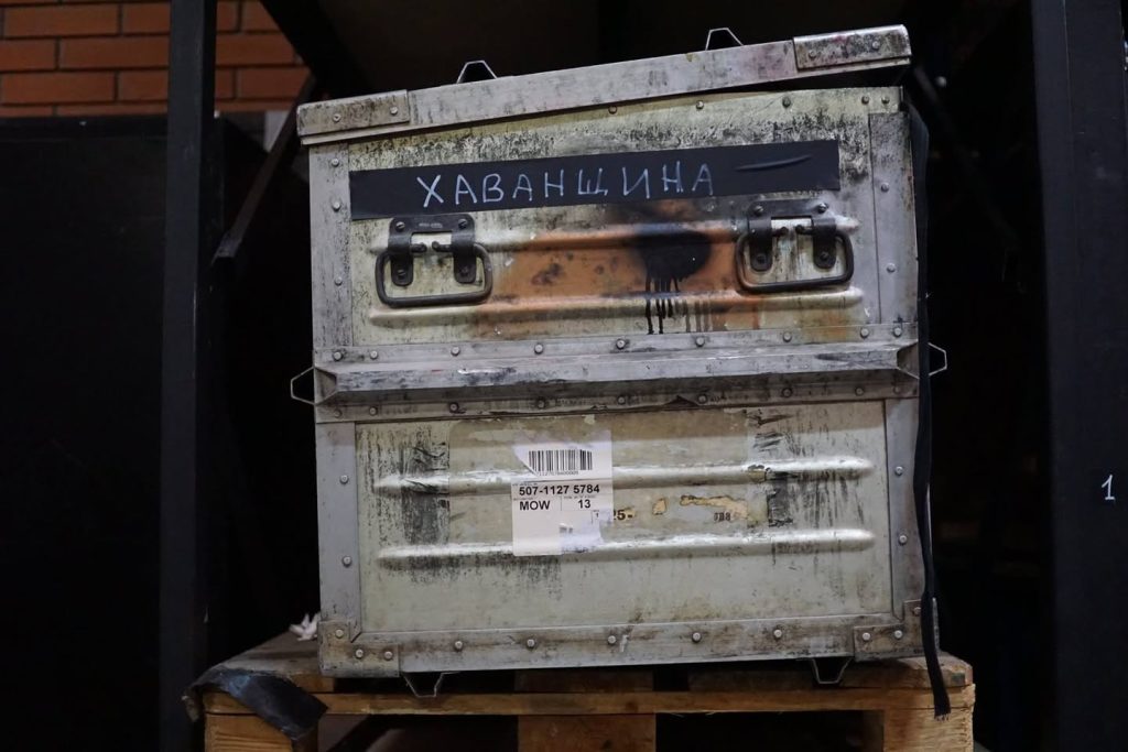 Сегодня хороший день, который я провожу в окружении людей, влюбленных в свою ра…