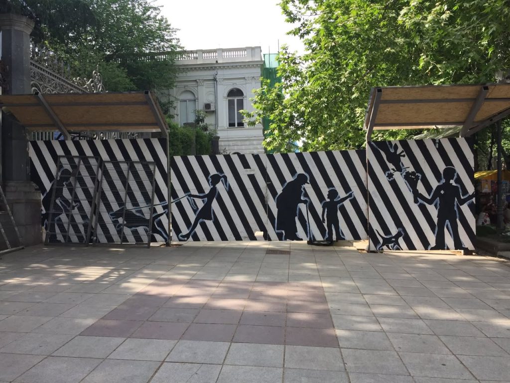 Снимая Тбилиси для нового проекта, я обратил внимание на великолепную городскую…